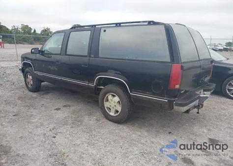 1994 Chevrolet Suburban K1500 from USA, damaged, VIN 1GNFK16K4RJ369347